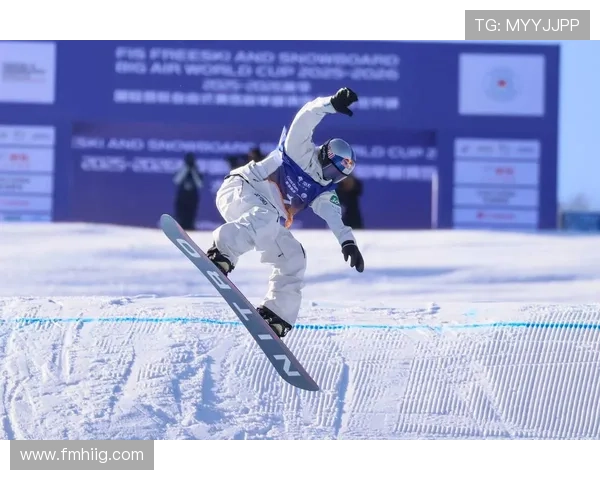 单板滑雪世界杯铜山站（2021世界单板滑雪锦标赛）sports